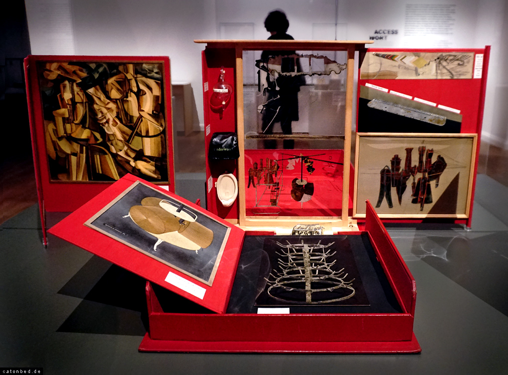 MARCEL DUCHAMP oder RROSE SELAVY / Schachtel im Koffer), (1941) 1966