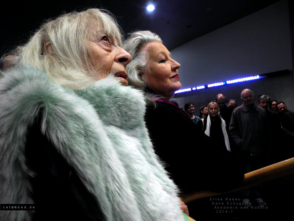 Hanna Schygulla und  Erika Raubau