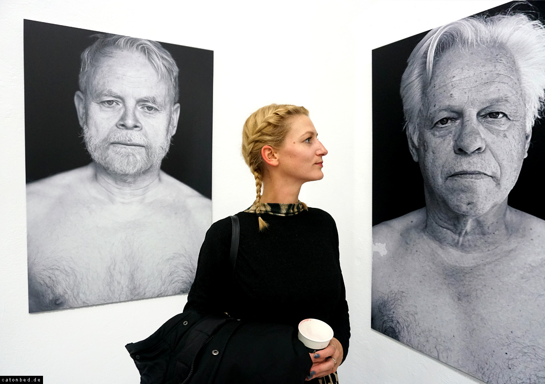 Kunstquartier Bethanien / Frau mit Z&ouml;pfen