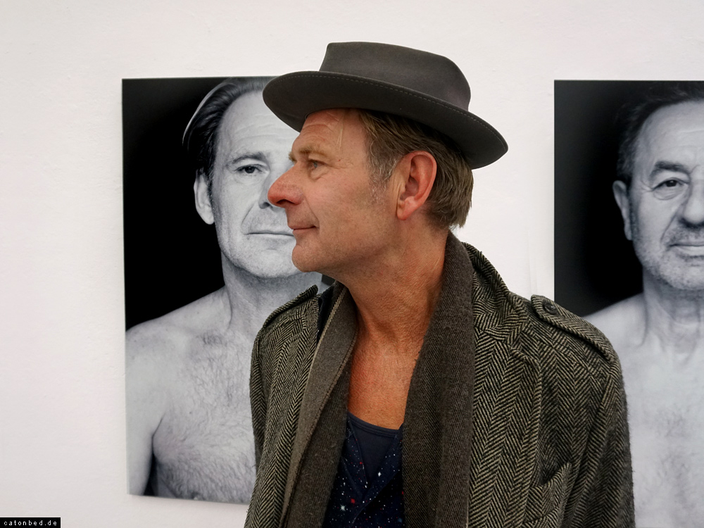 Kunstquartier Bethanien / Frau mit Z&ouml;pfen