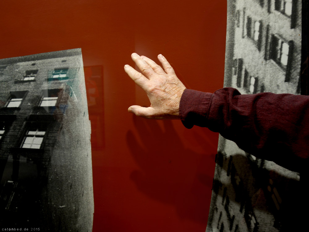 Hand eines Künstlers ... Wolf Kahlen 