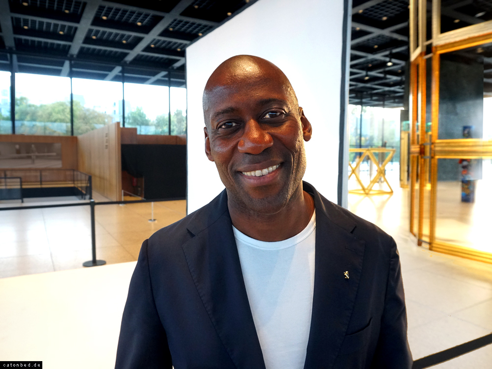 Eröffnung des berlin art week - Joe Chialo, Kultursenator in Berlin