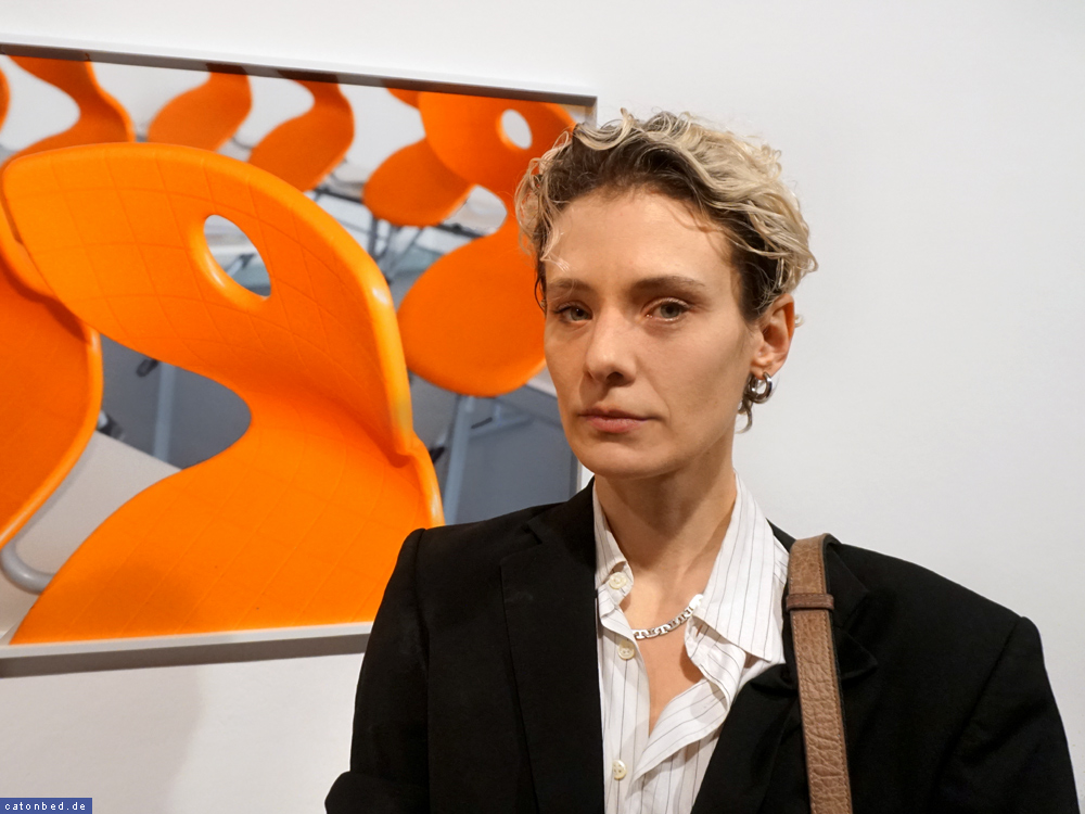 Die Kuratorin Marit Lena Herrmann - (Fotografie: Susanne Keichel)