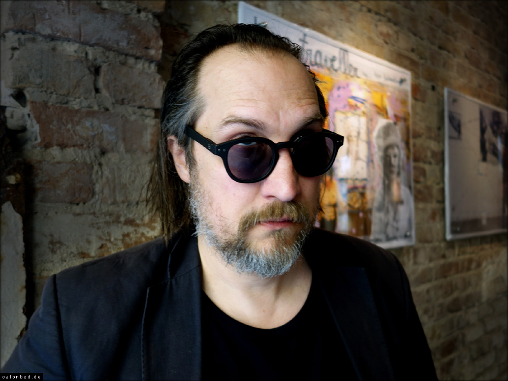 Seven Star Gallery: Thorsten Heinze, gallery owner