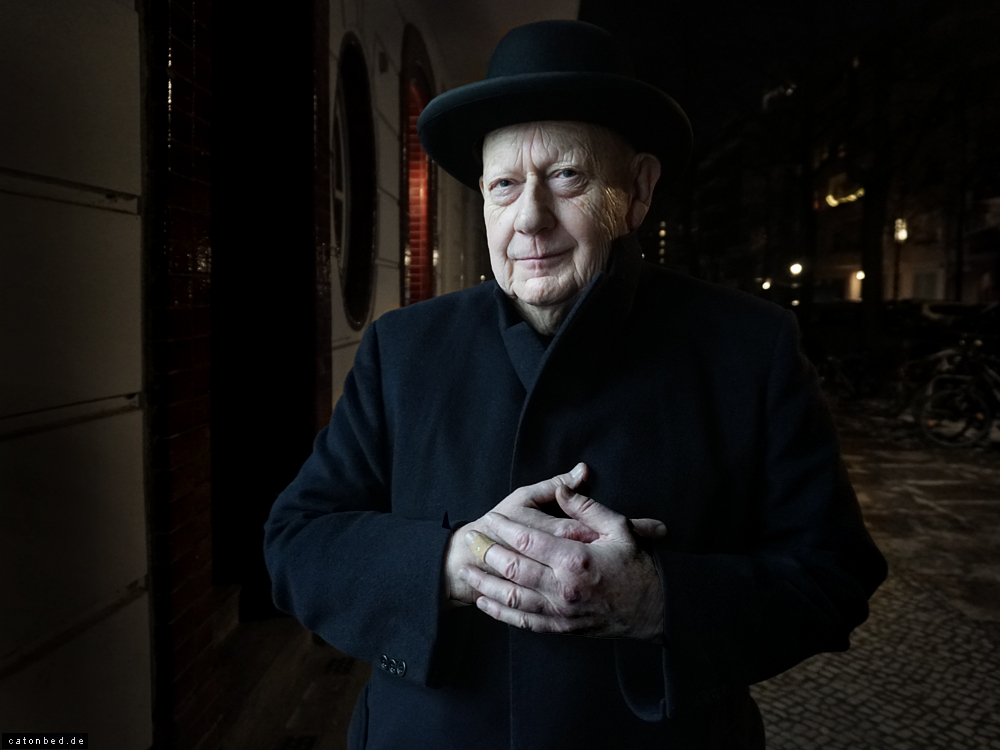 Dr Peter Funken