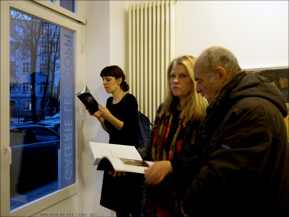 Leo Coppi Galerie Berlin:  Konrad Knebel: H&auml;user an der S-Bahn,1991