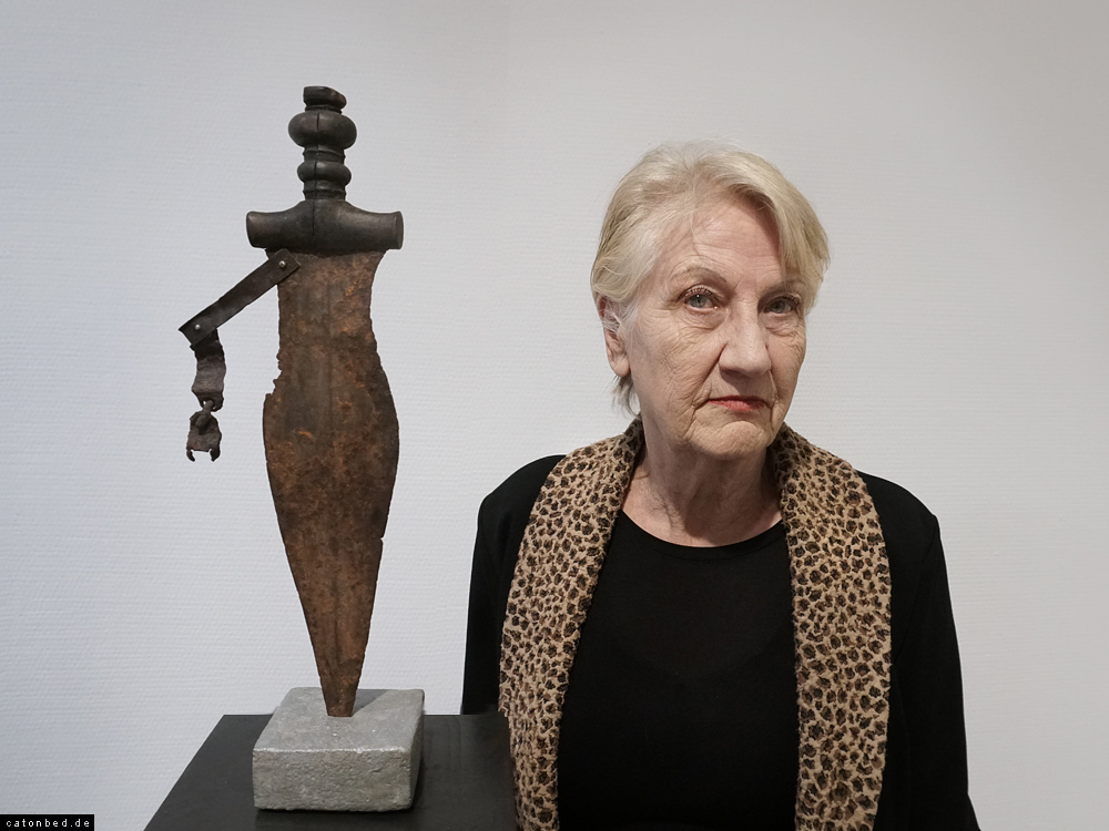 Die K&uuml;nstlerin Rena Lux / Insel-Galerie Berlin 2023