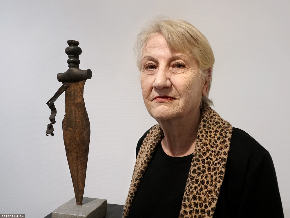 Die K&uuml;nstlerin Rena Lux / Insel-Galerie Berlin 2023