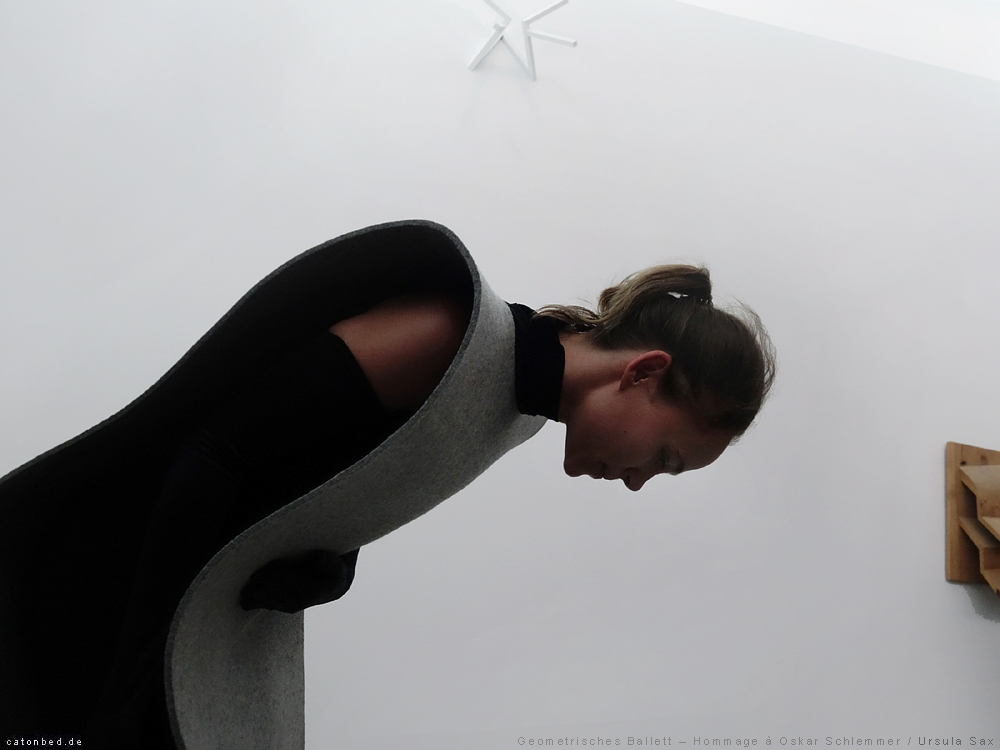 Ursula Sax: Tanz mit dem Raum – Das Geometrische Ballett 