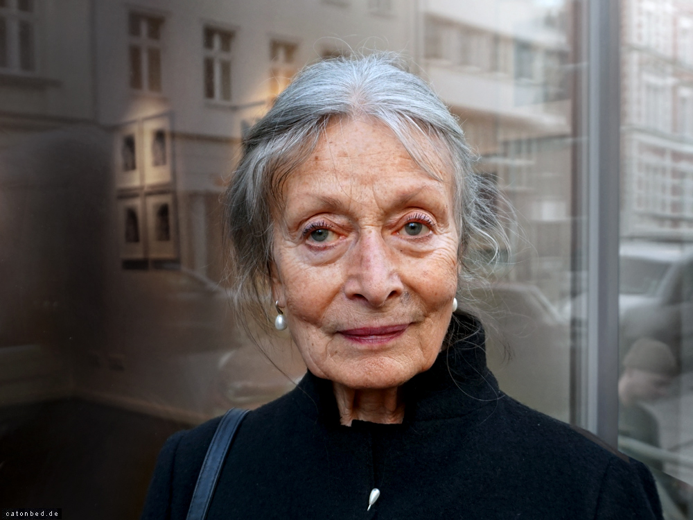 "Manfred Paul: Lebenszeichen Verena" - Verena Paul, 2025-3