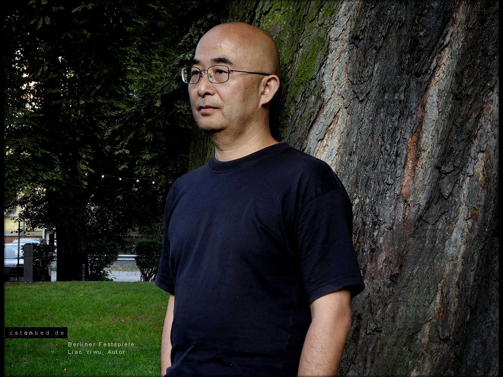 Liao Yiwu 
