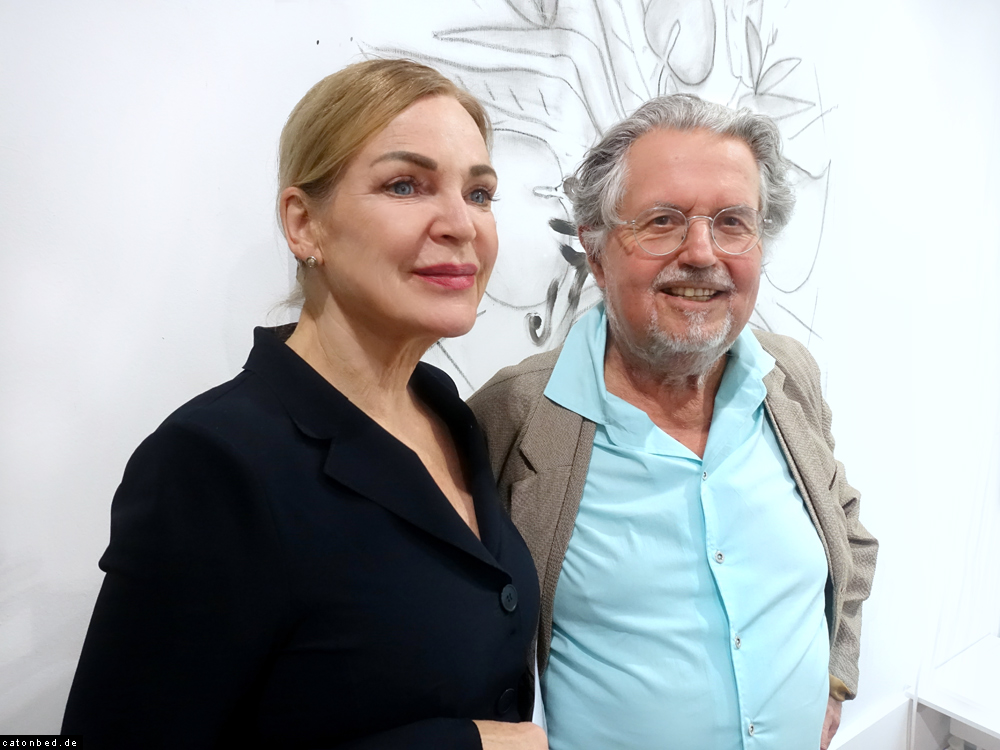 Ausstellung Stefan Szczesny / Frieda, Galeristin und Stefan Szczesny<leer>