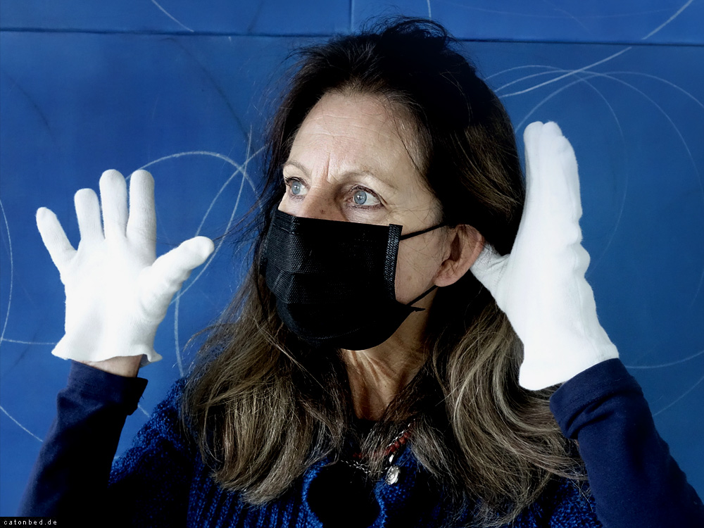 Uschi Niehaus mit Corona-Mask