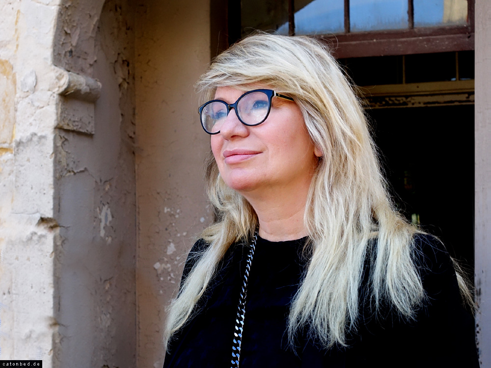 XXV Rohkunstbau - Die Kuratorin Heike Fuhlbrügge