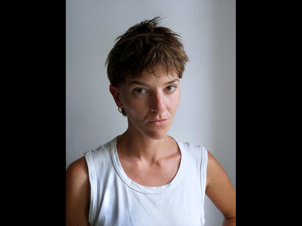  Mathilde, Schauspielerin