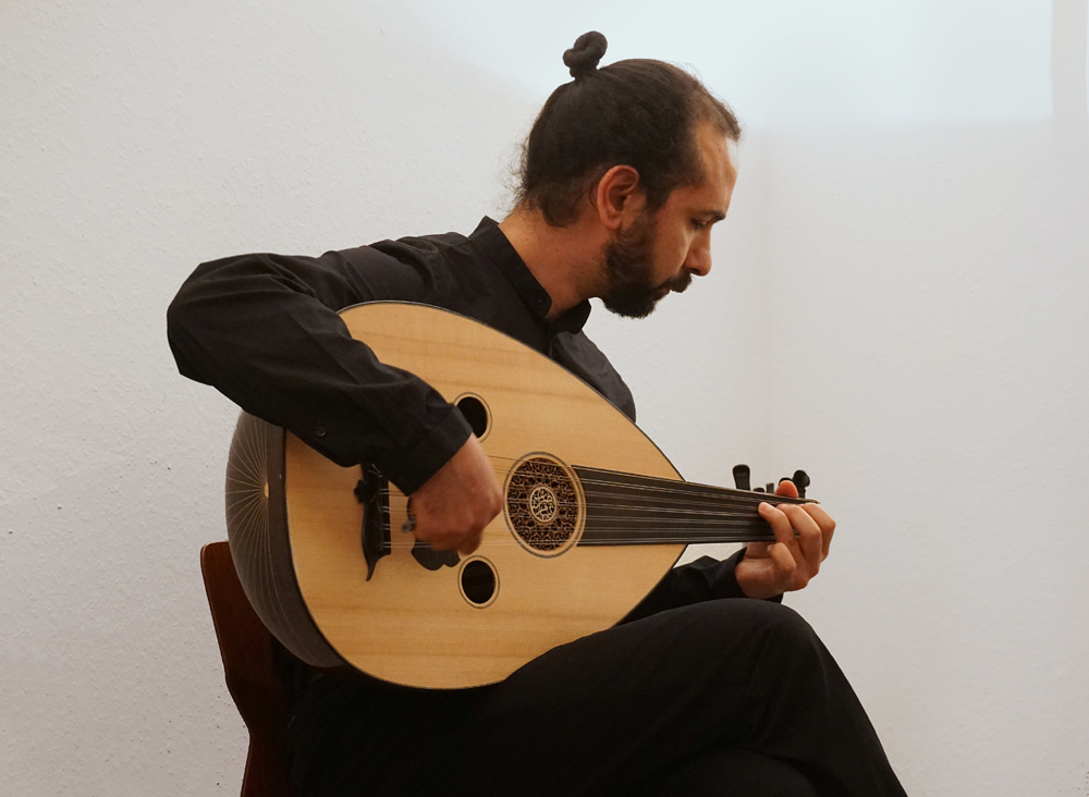Podium Folker Skulima - Nabil Arbaain an der Oud