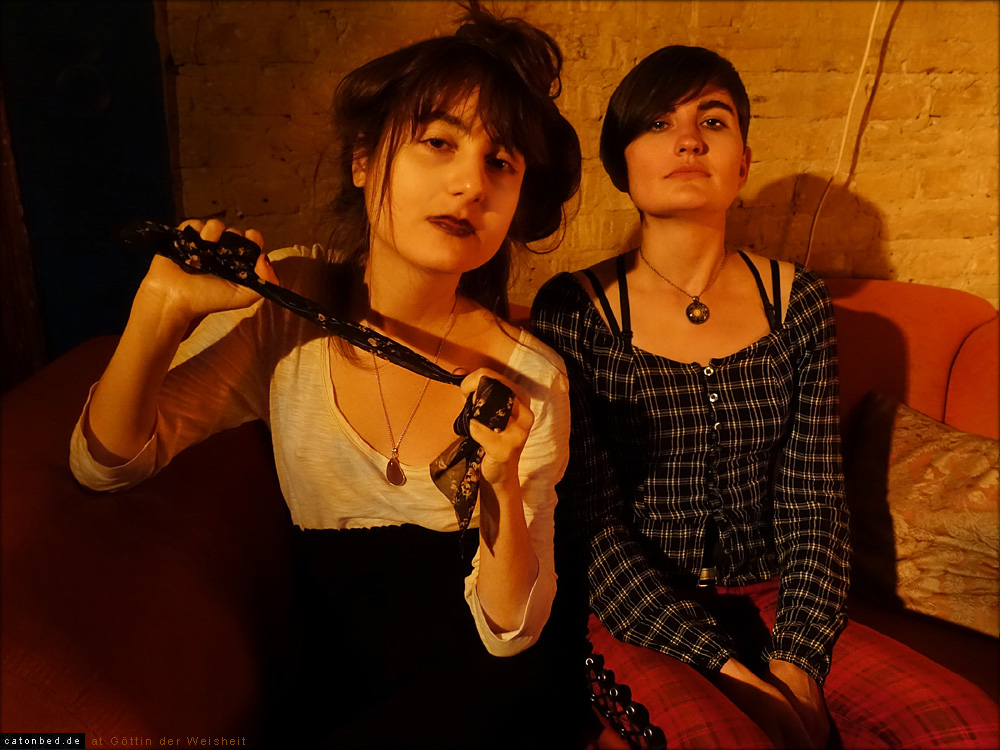 Anna Montana, Scrittrice und Maria
